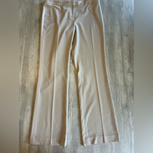 Anne Klein Women's Beige Viscose Blend Dress Pants Trousers Measures 35” x 32”. - Picture 2 of 10